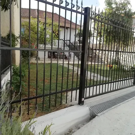 Petrochori Memories House- Floor 1 Holiday home