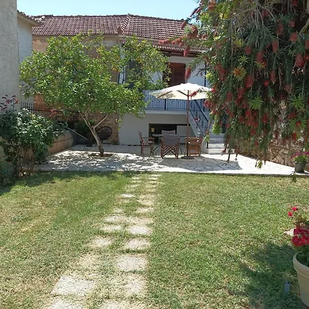 Petrochori Memories House- Floor 1