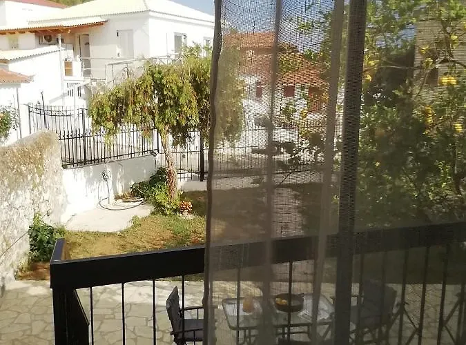 Petrochori Memories House- Floor 1 Holiday home *