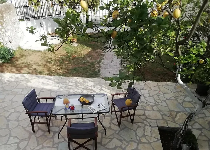 Petrochori Memories House- Floor 1 Holiday home