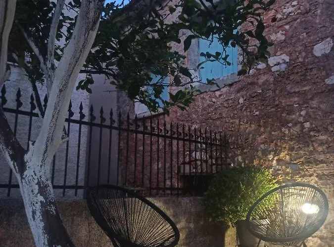 Petrochori Memories House- Floor 1