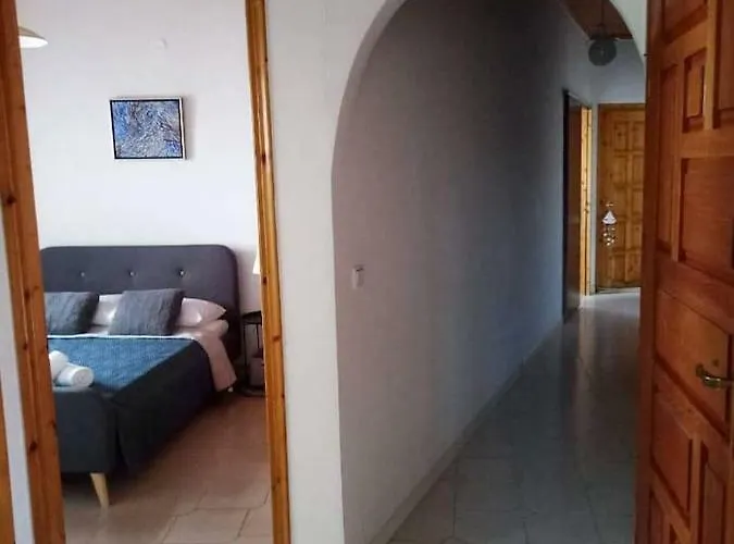 Petrochori Memories House- Floor 1